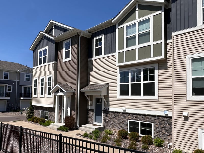 2280 Polar Way, North Saint Paul, MN 55109