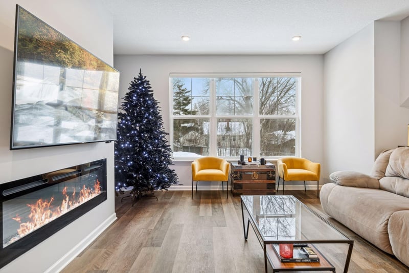 2280 Polar Way, North Saint Paul, MN 55109