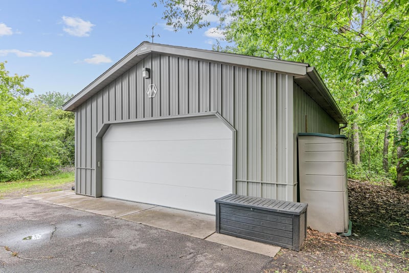 5540 Timber Trl, Maple Plain, MN 55359