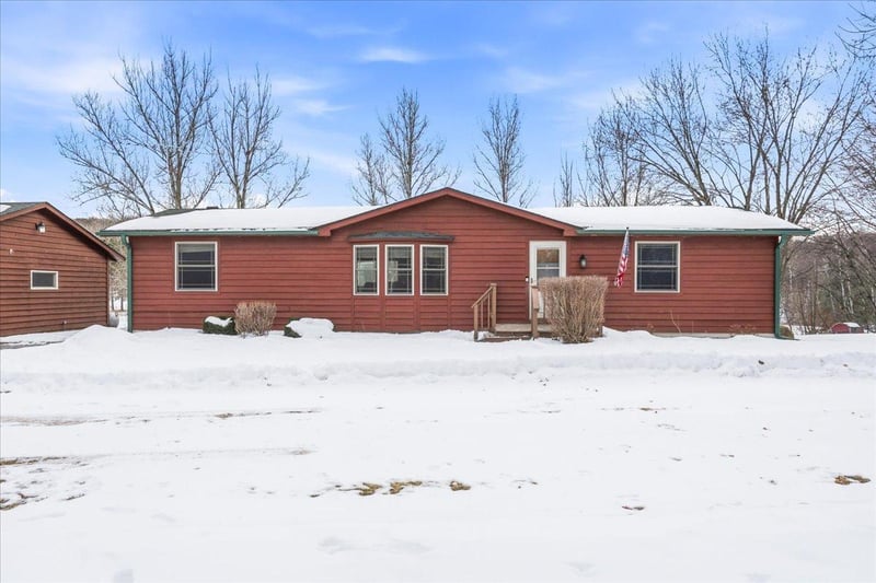 1958 70th Ave, Dresser, WI 54009