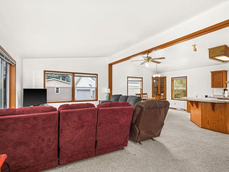 63 S Elder Dr, Duluth, MN 55810