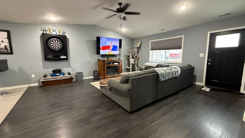 1942 Brownell St, Saint Charles, MN 55972