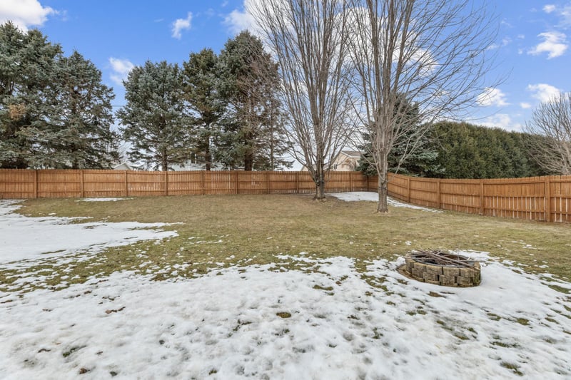 5 6th Ave SE, Elgin, MN 55932