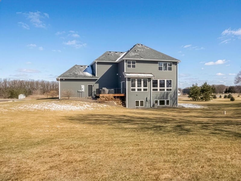 8521 122nd Ave SE, Becker, MN 55308