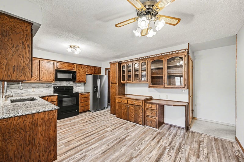 405 Lincoln Ave N, New Prague, MN 56071