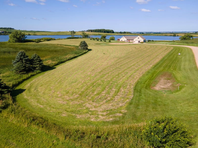 125 Heritage Trl, Hadley, MN 56151