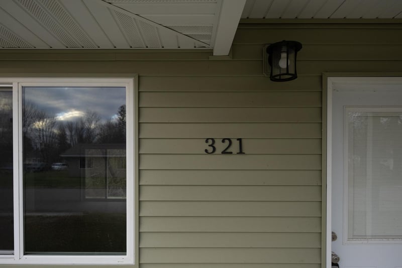 321 W Garfield Ave, Mahnomen, MN 56557