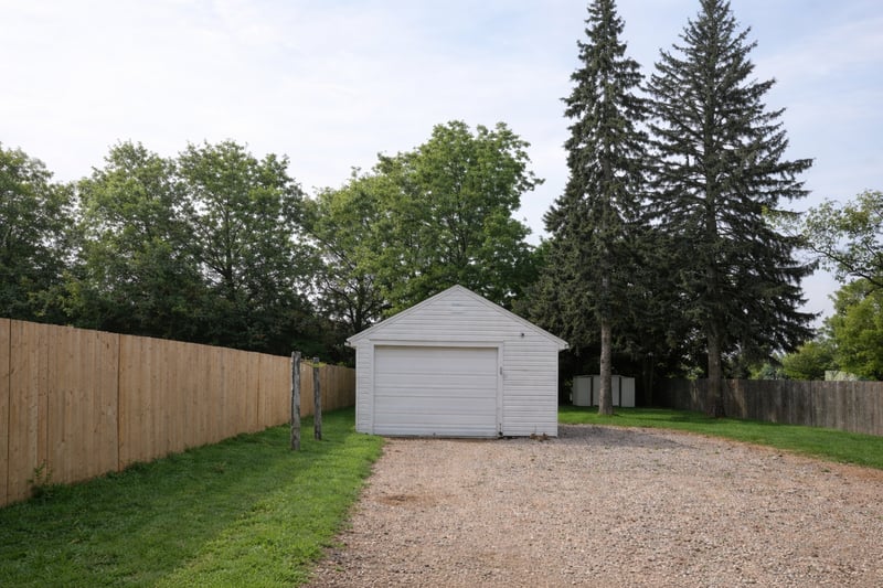 20 E Thorpe Ave, Ada, MN 56510