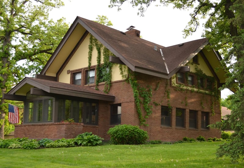 446 Main St S, Hutchinson, MN 55350