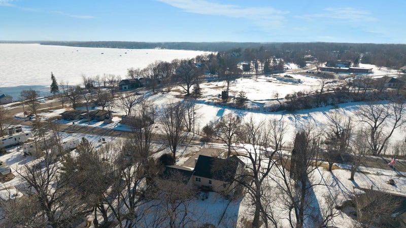 14811 Old Mill Rd, Spicer, MN 56288
