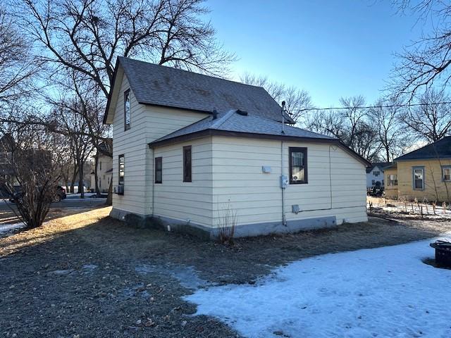 305 S 8th St, Montevideo, MN 56265