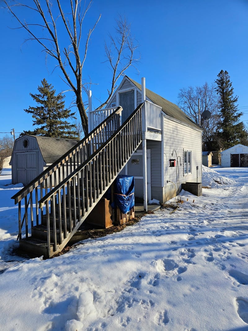307 Leslie Ave W, Clarissa, MN 56440