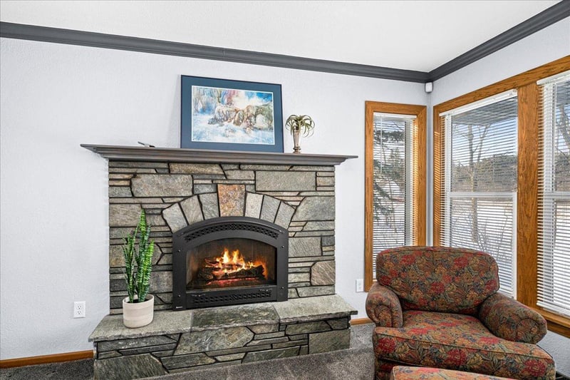 4016 W Arrowhead Rd, Duluth, MN 55811