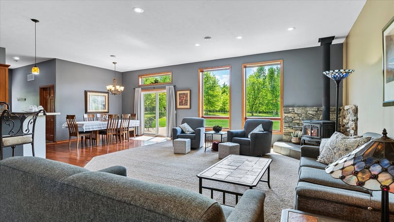 5235 313th Ave NW, Cambridge, MN 55008