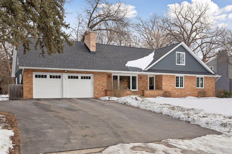 434 Yosemite Ave N, Golden Valley, MN 55422