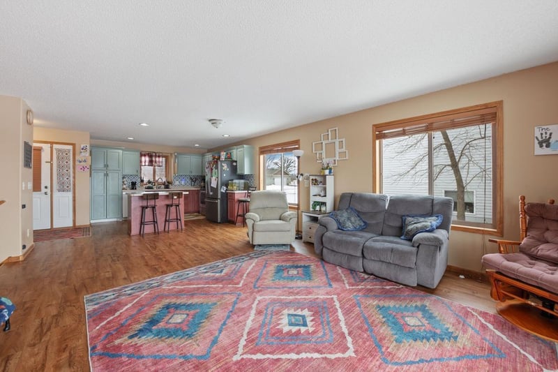 1107 9th St NE, Milaca, MN 56353