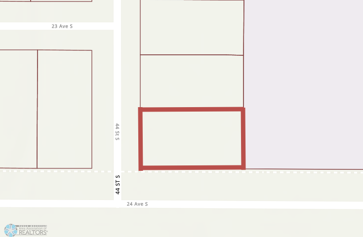 2310 44th St S, Moorhead, MN 56560