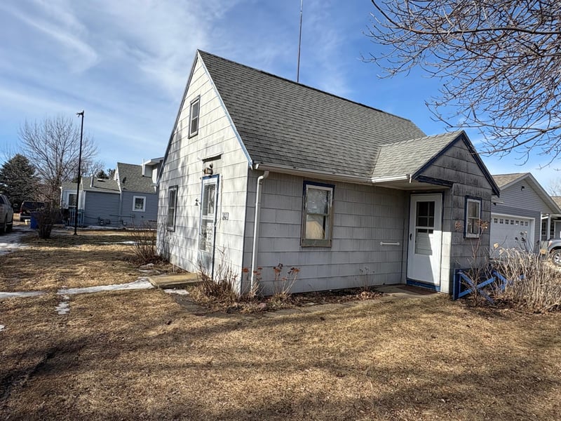 301 State St, Tyler, MN 56178
