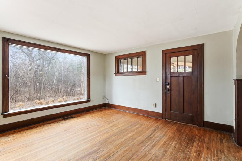 285 N Old Crystal Bay Rd, Orono, MN 55356