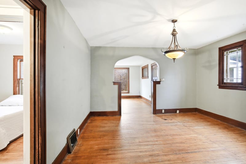 285 N Old Crystal Bay Rd, Orono, MN 55356