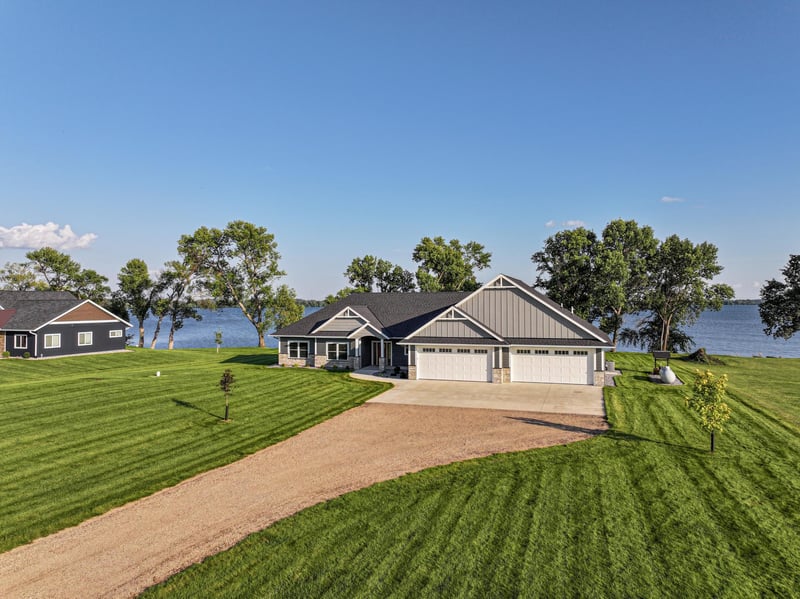 10630 Reno View Dr, Alexandria, MN 56308