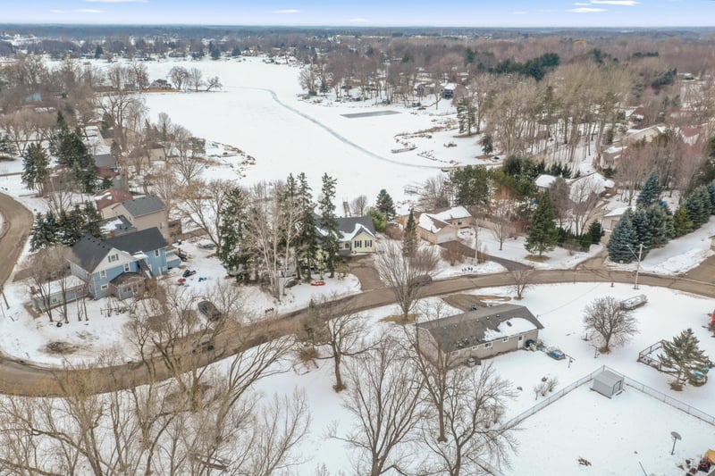 30190 Terryll St, Lindstrom, MN 55045