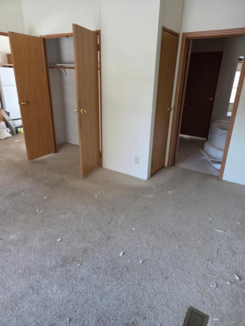 7657 Front St NW, Walker, MN 56484