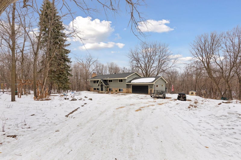 26571 Newport Ave, Webster, MN 55088