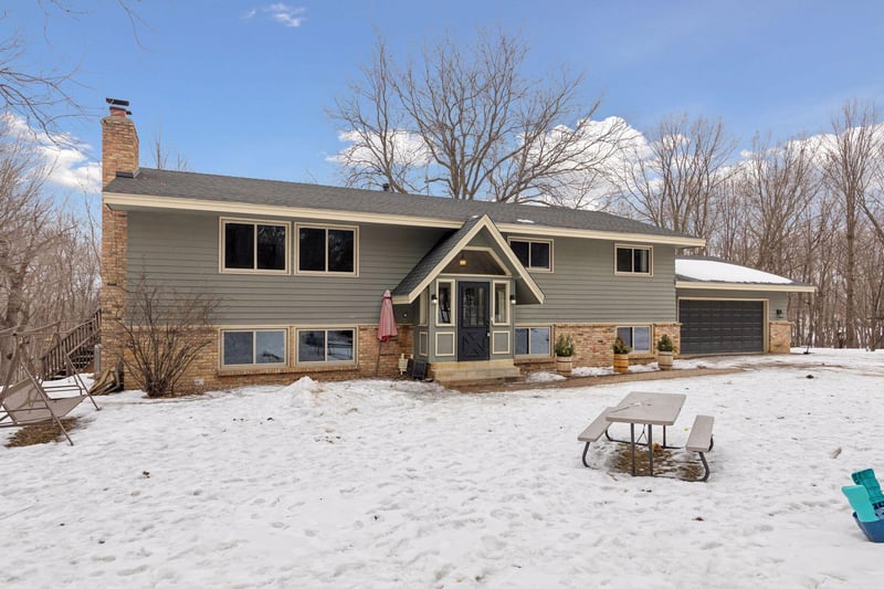 26571 Newport Ave, Webster, MN 55088