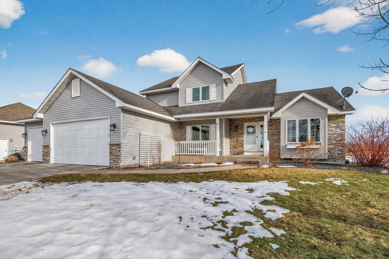 22883 Zion Pw NW, Oak Grove, MN 55005