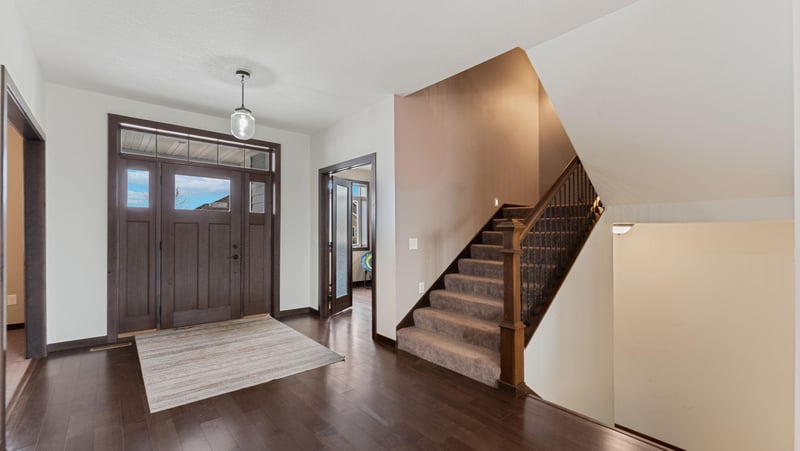 45 Robert St, Elrosa, MN 56325