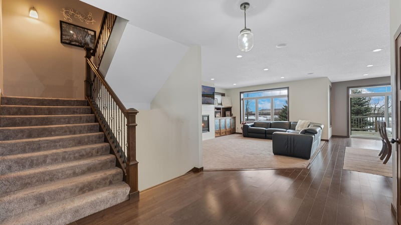 45 Robert St, Elrosa, MN 56325