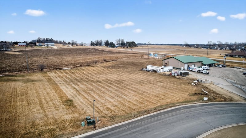 133 W Circle Dr, Saint Charles, MN 55972