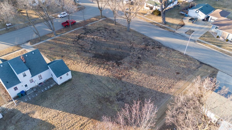 518 NE Park St, Luverne, MN 56156