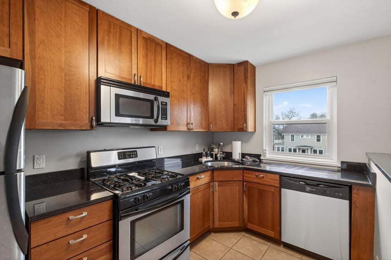 4517 Grand Ave S #206, Minneapolis, MN 55419