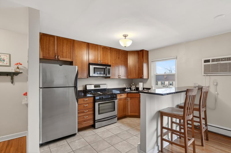 4517 Grand Ave S #206, Minneapolis, MN 55419