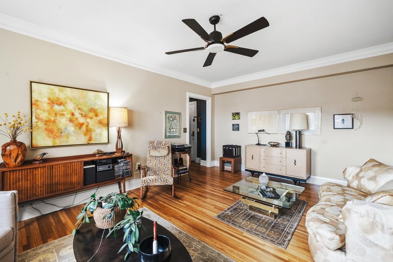 2615 Park Ave #513, Minneapolis, MN 55407