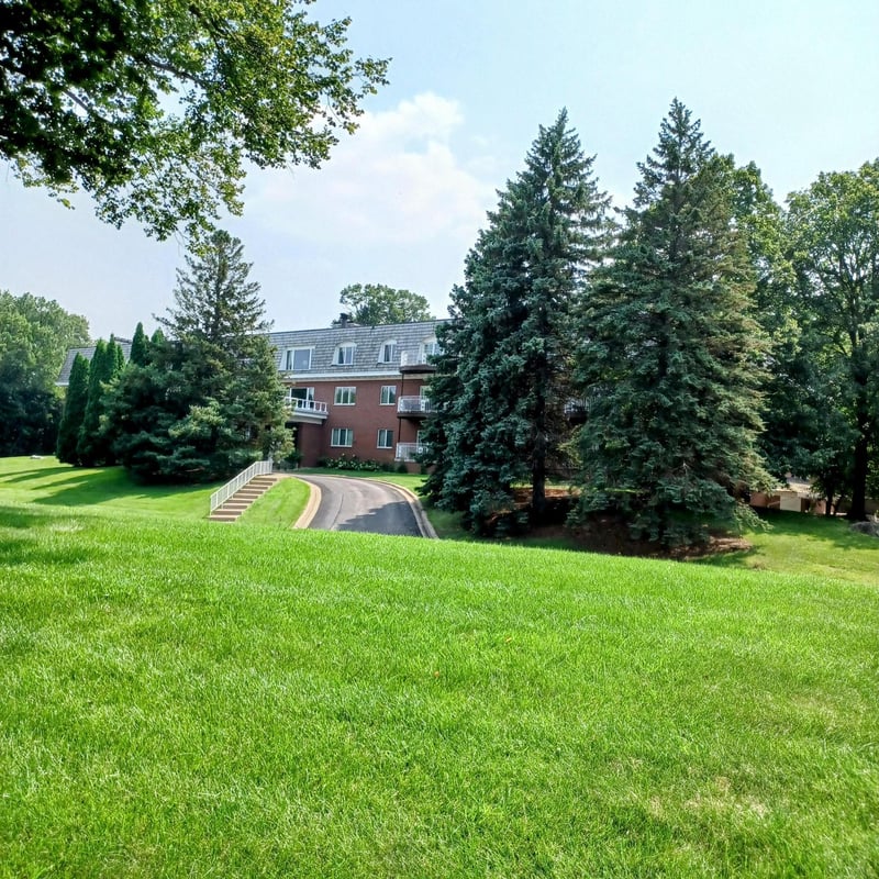 8621 Basswood Rd #23, Eden Prairie, MN 55344