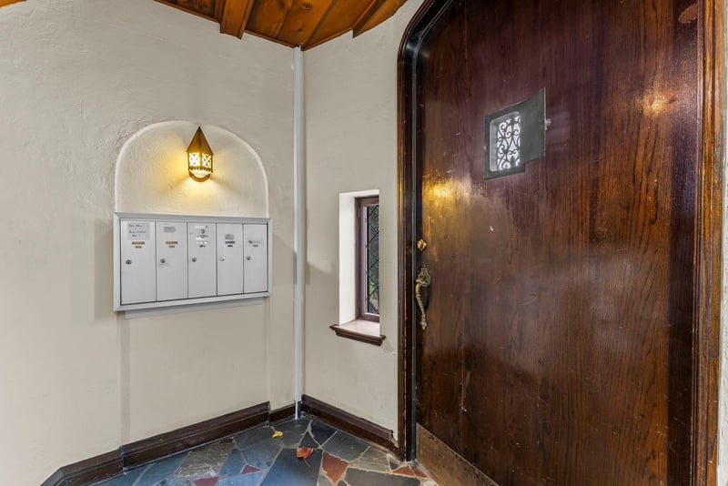 4625 Nicollet Ave #5, Minneapolis, MN 55419