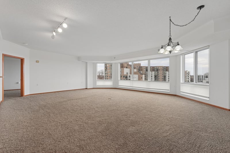 6600 Lyndale Ave S #402, Richfield, MN 55423