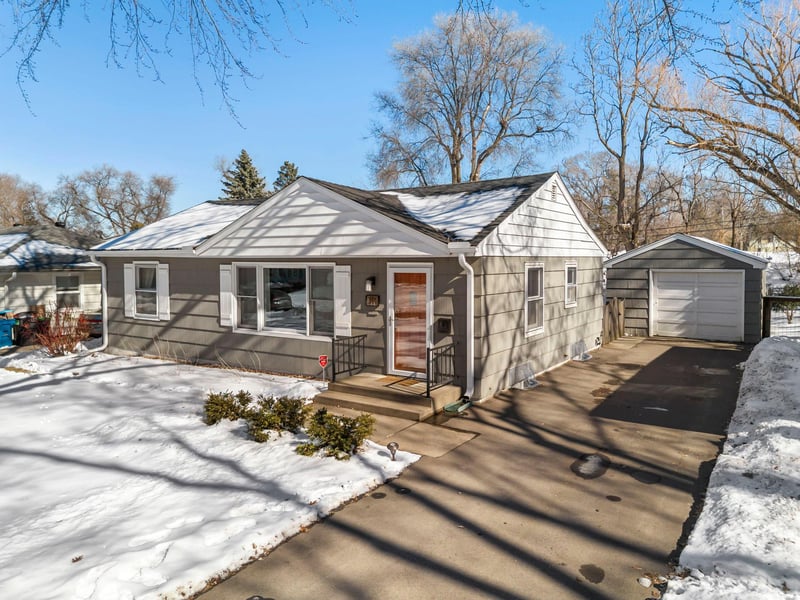 311 Monroe Ave S, Edina, MN 55343