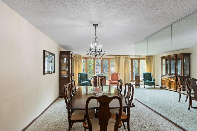 5100 France Ave S #105, Edina, MN 55410
