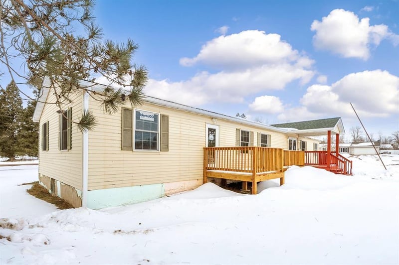 21 Minnesota St, Sandstone, MN 55072