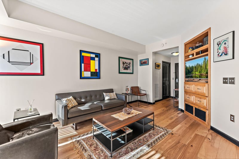 500 E Grant St #1806, Minneapolis, MN 55404