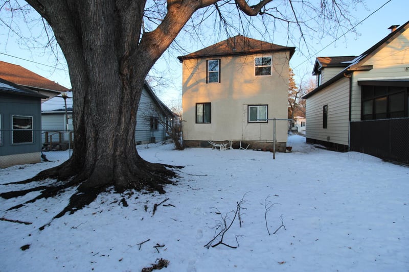 2519 3rd Ave E, Hibbing, MN 55746