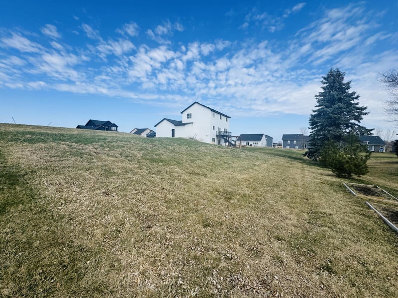 258 3rd St SW, Delano, MN 55328