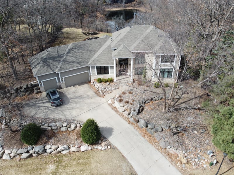 14704 White Oak Dr, Burnsville, MN 55337