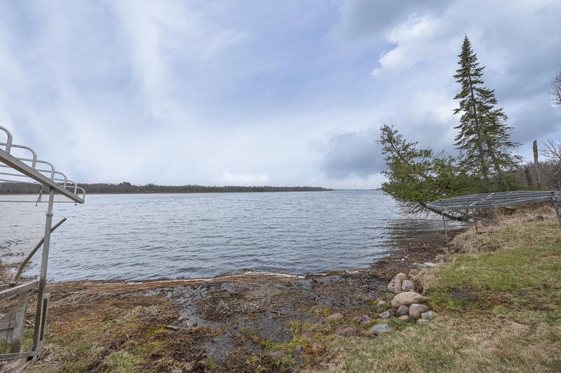 5490 Sugarbush Trl NE, Longville, MN 56655