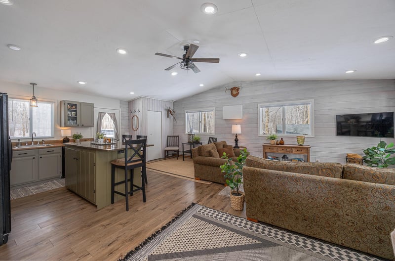 5490 Sugarbush Trl NE, Longville, MN 56655