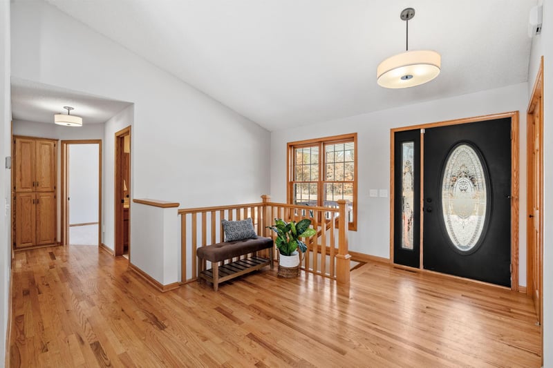21820 Aztec St NW, Oak Grove, MN 55303